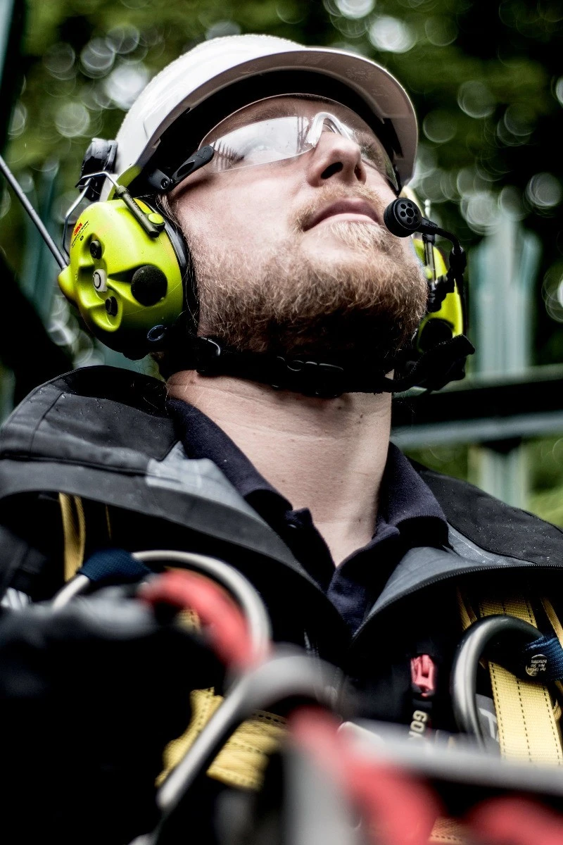 3M Peltor WS LiteCom III Hi-Viz 4 3M Peltor WS LiteCom III Hi-Viz - Image 2