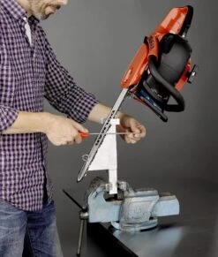 Teroitusteline Moottorisahanketjulle